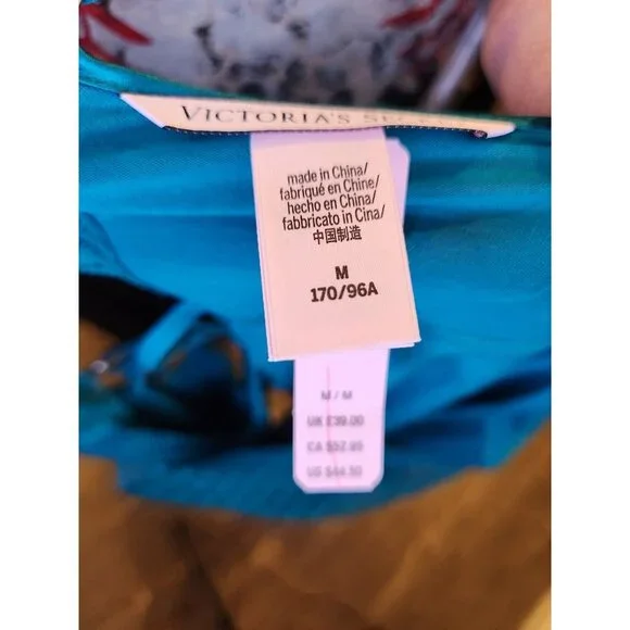 *NEW* Victoria Secret Nighty - Picture 3 of 5